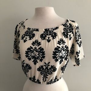 Black and White Illa Illa Crop Top